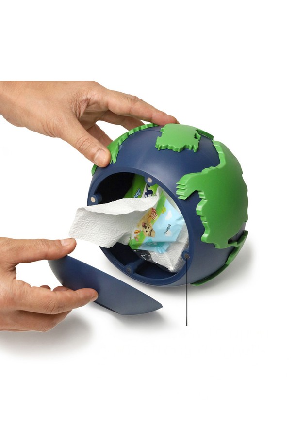 [퀄리디자인] 지구 티슈케이스는 재생 플라스틱과 HIPS 소재로 제작되어 친환경적인 가치를 더합니다. 지구와 동물을 모티브로 한 불규칙한 패턴의 원형 디자인은 블루와 블랙 두 가지 색상으로 제공되며, 마그네틱형 뚜껑으로 편리하게 사용할 수 있습니다. 100% 재활용 가능한 소재를 사용하여, 일상 속에서 환경 보호를 실천할 수 있는 아이템입니다.
