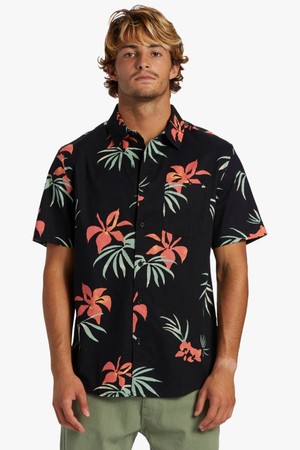 남성 블랙 플라워 패턴 레귤러핏 셔츠 (QE21ST021KVJ)