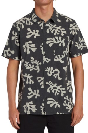 남성 블랙 Billabong X CORAL GARDEN의 ADIV 반팔 셔츠 (AE11SH092BLK)