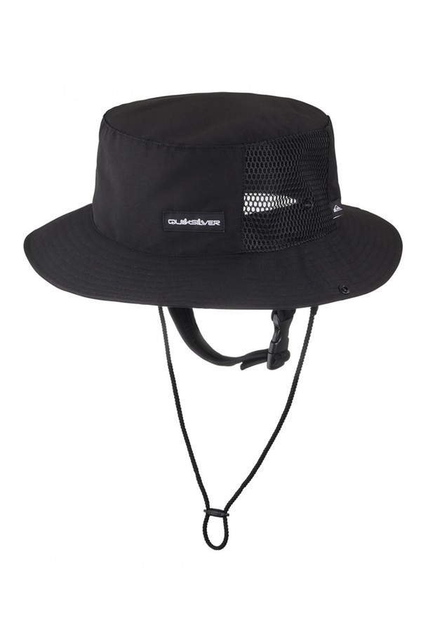 남성 블랙 메쉬 서핑용 버킷햇 (QE23HT129BLK)은 서핑, 수상 스포츠, 일상에서 활용하기 좋은 모자입니다. 봄, 여름 시즌에 적합하며, 블랙 컬러의 무지 디자인으로 어떤 스타일에도 쉽게 매치할 수 있습니다. 네오프렌과 메쉬 소재를 사용하여 통기성이 뛰어나며, 턱끈과 버클 장식으로 착용 시 안정감을 더합니다. 좌우 챙 고정 및 귀와 턱 스트랩이 포함되어 활동적인 움직임에도 모자가 벗겨지지 않도록 설계되었으며, 후면 메쉬 소재로 통기성을 더욱 강화했습니다. 방수 기능과 사이즈 조절 기능이 있어 실용적입니다. 휴가룩, 리조트룩, 여름 바캉스룩에 캐주얼, 스포티, 미니멀한 스타일을 더해보세요.
