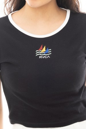 여성 블랙 복고풍 크롭 반팔티(VE11ST320BLK)