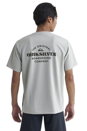 남성 그레이 레귤러핏 반팔 래쉬 티셔츠 (QE21RE122GRY)