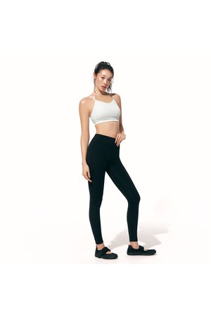 [배럴] 우먼 에센셜 9부 워터 레깅스 블랙 (B6SWWLG001BLK)_BLACK-a