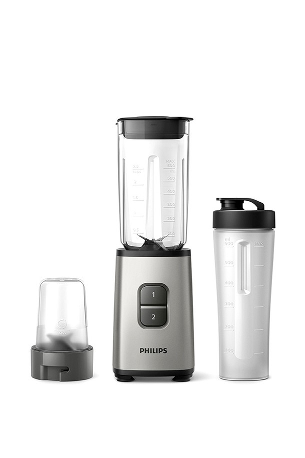 필립스 미니 블렌더 믹서기 HR2604/80은 메탈릭 색상의 세련된 디자인으로, 주방 인테리어에도 잘 어울립니다. 350W 모터로 강력한 블렌딩을 지원하며, 2단계 속도 조절 기능으로 다양한 재료를 간편하게 처리할 수 있습니다. 블렌딩 용기(1L, 사용 가능 0.6L)와 텀블러(0.7L, 사용 가능 0.6L)를 제공하여, 한 번에 많은 양을 만들거나 바로 마실 수 있습니다. 텀블러에 직접 블렌딩하여 휴대할 수 있어 편리하며, 다지기용 믹서로 다양한 요리에 활용할 수 있습니다. 본체, 블렌딩 용기, 텀블러, 다지기용 믹서로 구성되어 있으며, 분리 세척 및 식기세척기 사용이 가능하여 위생적입니다.
