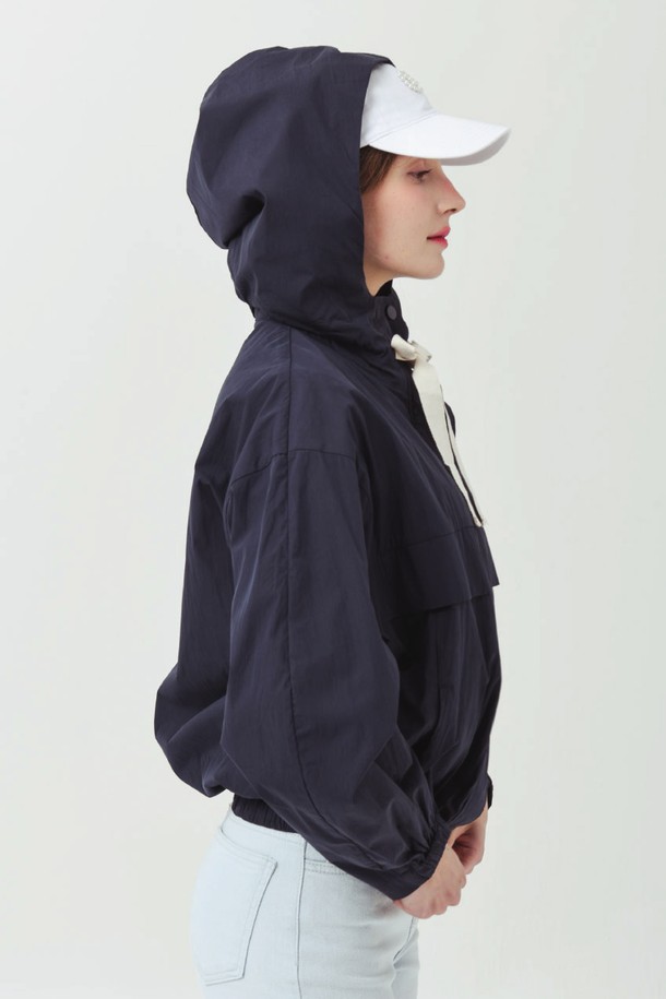 상품 슬라이드 이미지 1