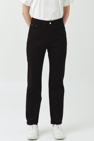 26SS 소프트 면 스판 블랙 슬림 핏 일자 팬츠_BLACK-a