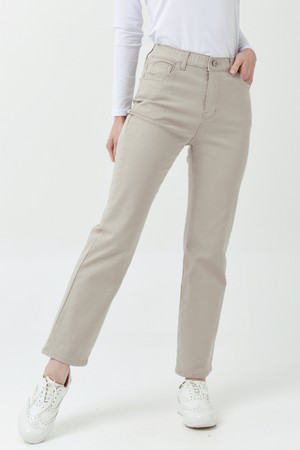 26SS 소프트 면 스판 베이지 슬림 핏 일자 팬츠_BEIGE-a