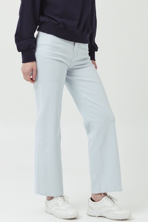 26SS 베이직 면 스판 일자 소프트 블루 팬츠_BLUE-a