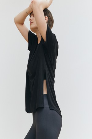 BLACK-a