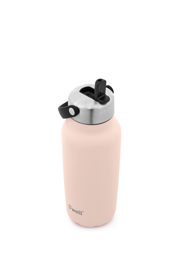 [스웰] 프리미엄 텀블러 익스플로러 940ml는 핑크 컬러의 심플하고 모던한 디자인이 돋보이는 텀블러입니다. 940ml 용량으로 넉넉한 음료 보관이 가능하며, 스테인리스 스틸 소재와 이중구조, 진공단열 기술을 통해 뛰어난 보온 및 보냉 기능을 제공합니다. 일상생활뿐만 아니라 아웃도어 활동 시에도 휴대하여 편리하게 사용할 수 있습니다.
