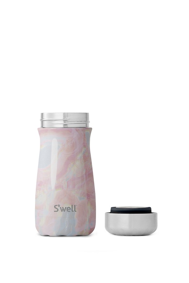 [스웰] 프리미엄 트래블러 350ml는 일상과 여행에서 모두 활용하기 좋은 텀블러입니다. 화이트, 핑크 컬러의 대리석/마블 무늬 디자인이 돋보이며, 스테인리스 스틸 소재로 제작되어 내구성이 뛰어납니다. 진공 이중구조로 보온/보냉 기능을 갖췄으며, 350ml 용량으로 휴대성이 좋습니다. 프리미엄 트래블러와 함께 언제 어디서든 음료를 즐겨보세요.
