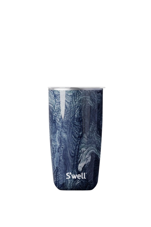 [스웰] 텀블러 530ml는 시원한 블루 컬러에 고급스러운 대리석 무늬가 돋보이는 텀블러입니다. 530ml 용량으로 넉넉하게 음료를 즐길 수 있으며, 스테인리스 스틸 소재와 이중 구조로 제작되어 보온 및 보냉 기능을 제공합니다. 이중 구조 뚜껑과 내부 축 돌출 디자인으로 사용 편의성을 높였으며, 열탕 소독, 식기세척기, 전자레인지 사용은 불가합니다. 탄산음료는 넣지 않도록 주의하여 사용하시기 바랍니다.
