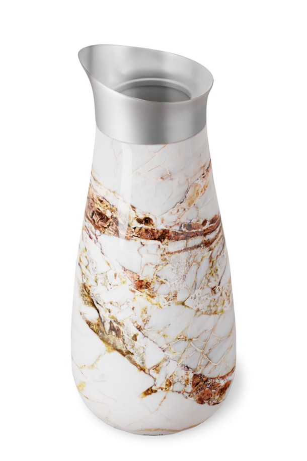 [스웰] 프리미엄 바웨어 카라페 1.5L는 모던하고 심플한 디자인의 스테인리스스틸 소재 카라페입니다. 실버와 화이트 두 가지 색상으로 출시되어 주방 분위기에 맞춰 선택 가능합니다. 1.5L 용량으로 넉넉하게 음료를 담을 수 있으며, 보온 및 보냉 기능을 갖춰 음료의 맛과 온도를 오랫동안 유지해 줍니다. 스웰만의 프리미엄 바웨어 주방용품으로, 무지 디자인과 뛰어난 내구성, 실용성을 자랑합니다.
