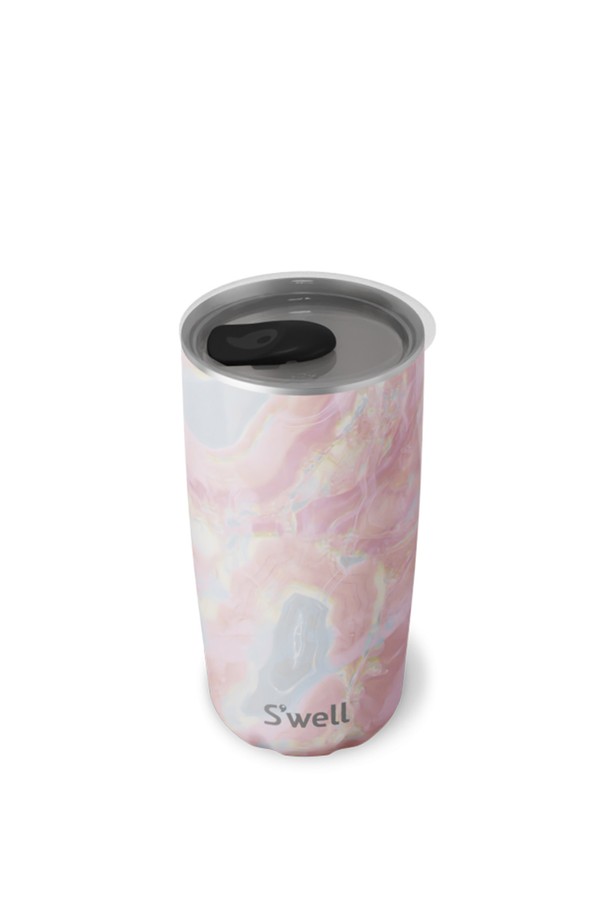 스웰 텀블러 530ml는 스테인리스스틸 소재로 제작되었으며, 이중구조 및 진공단열 기술을 통해 보온, 보냉 기능을 제공합니다. 핑크, 화이트, 블루 3가지 색상에 마블 무늬가 더해져 세련된 디자인을 자랑합니다. 530ml 용량으로 실용성을 더했으며 생활 방수 기능으로 편리하게 사용할 수 있습니다. 스웰 텀블러는 음료의 온도를 오랫동안 유지해주어 언제 어디서든 즐거운 음용 경험을 선사합니다.
