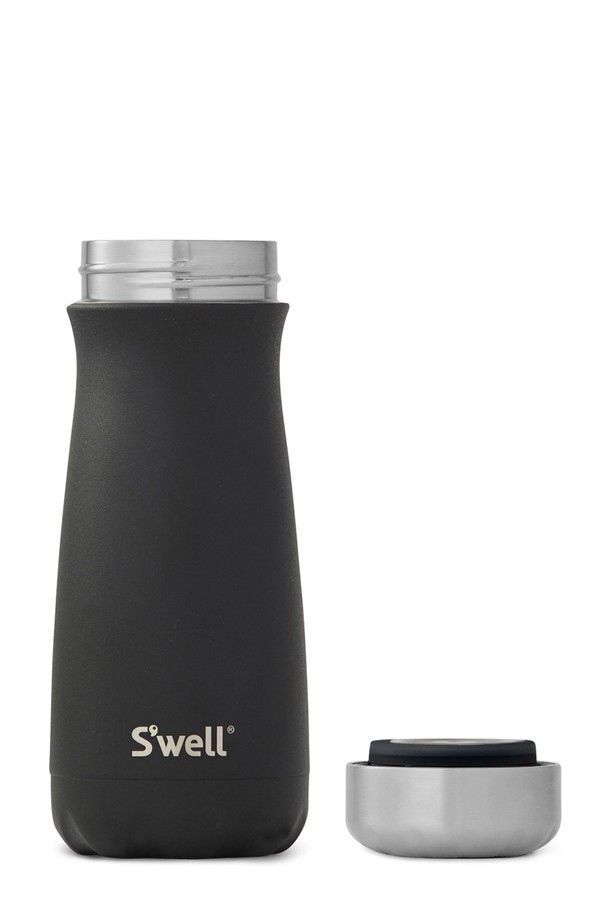 [스웰] 프리미엄 트래블러 470ml는 여행과 일상에서 모두 활용하기 좋은 텀블러입니다. 470ml 용량으로 넉넉하게 음료를 담을 수 있으며, 블랙, 그레이 두 가지 색상으로 출시되어 취향에 맞게 선택 가능합니다. 진공 이중 구조의 스테인리스 스틸 소재로 제작되어 보온 및 보냉 기능이 뛰어나며, 휴대성이 높아 언제 어디서든 편리하게 사용할 수 있습니다. 심플하고 모던한 디자인으로 세련된 느낌을 더하여, 당신의 일상에 특별함을 더해 줄 것입니다.
