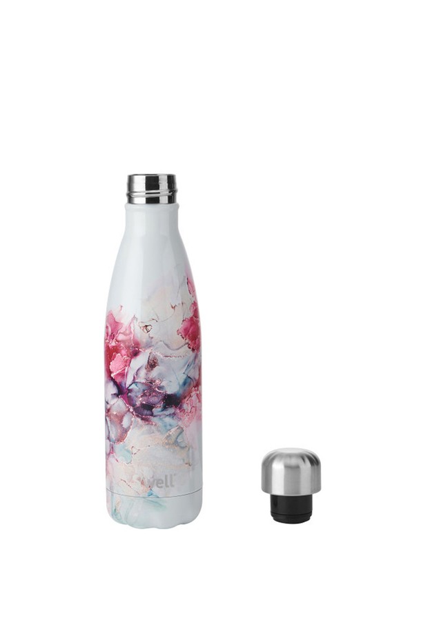 [스웰] 프리미엄 보틀 500ml는 스테인리스 스틸 소재로 제작되어 보온 및 보냉 기능을 갖춘 텀블러입니다. 500ml 용량으로, 마블 및 추상 패턴의 디자인을 선택할 수 있으며, 화이트, 핑크, 블루 3가지 색상으로 제공됩니다. 진공 이중 구조로 제작되어 온도 유지력을 높였으며, 누수 방지 설계로 안심하고 사용할 수 있습니다. [스웰] 프리미엄 보틀은 깔끔하고 세련된 디자인으로 언제 어디서든 스타일리시하게 사용할 수 있습니다.
