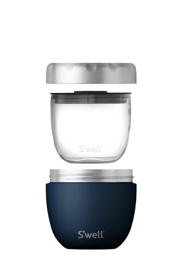 [스웰] 프리미엄 잇츠 투인원(2-in-1) 도시락 636ml는 보온, 보냉, 밀폐 기능을 갖춘 프리미엄 도시락입니다. 스테인리스 스틸, 실리콘, PCT, PP 등 안전한 소재로 제작되었으며, 7시간 보온, 11시간 보냉이 가능합니다. 2-in-1 구성으로 외부 용기 636ml, 내부 용기 414ml로 분리되어 다양한 음식을 담을 수 있으며, 진공 3중 단열과 결로 방지 기능으로 더욱 쾌적하게 사용할 수 있습니다. 미끄럼 방지, BPA/BPS Free, 용량 표시, 쌓을 수 있는 디자인으로 편리성을 더했습니다. 색상은 Teakwood, Calacatta Gold, Pyrite, Pink Topaz, Geode Rose, Rose Agate, Moon Stone, Azurite, Azurite Marble, Onyx 등 10가지 다채로운 컬러로 제공됩니다.
