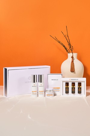 [선물포장+쇼핑백] 더마화이트 안티에이징 미백 5종세트 (토너,에멀젼,크림,마스크팩,비타민C세럼3ea)_WHITE-a