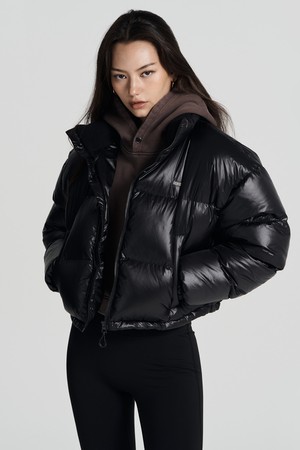 우먼스 글로시 크롭 푸퍼 (Black)_BLACK-a