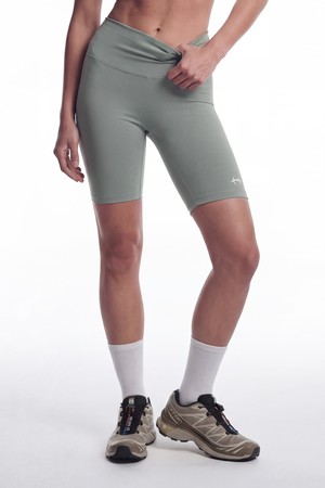 우먼스 서포트 5.0 바이커 쇼츠 (Fog Gray)_GREY-a