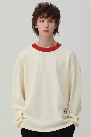 모던 아트 스티치 롱 슬리브 아이보리