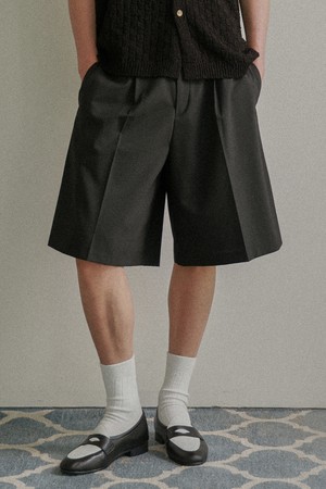 럭스 블렌드 페브릭 하프 팬츠 블랙