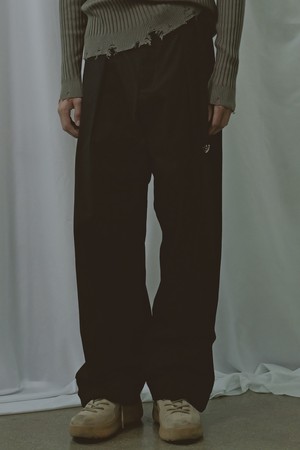벨티드 디테일 코튼 와이드 팬츠 블랙