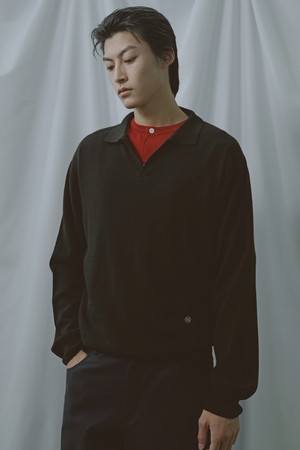 파인 울 피트 카라 니트 블랙