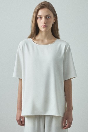 Essential Blouse_Ivory