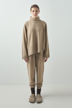 Lu Knit Jogger Pants_Camel