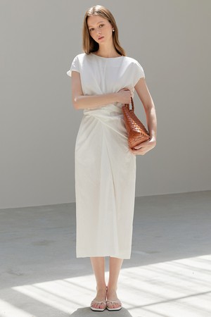 Noir Dress_Ivory