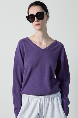 Mellow V Knit Purple