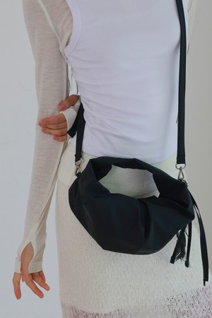 LUVIN BAG SMALL NYLON BLACK 러빈백 스몰 나일론 블랙