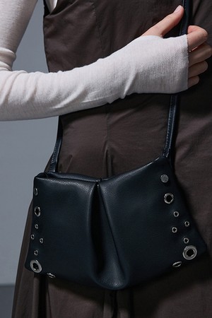 FUDGE BAG COW LEATHER BLACK 퍼지백 소가죽 블랙