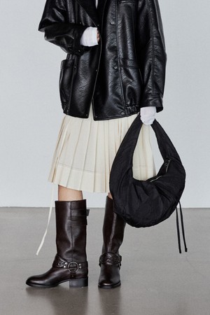 LUVIN BAG LARGE CRACK BLACK 러빈백 라지 크랙 블랙