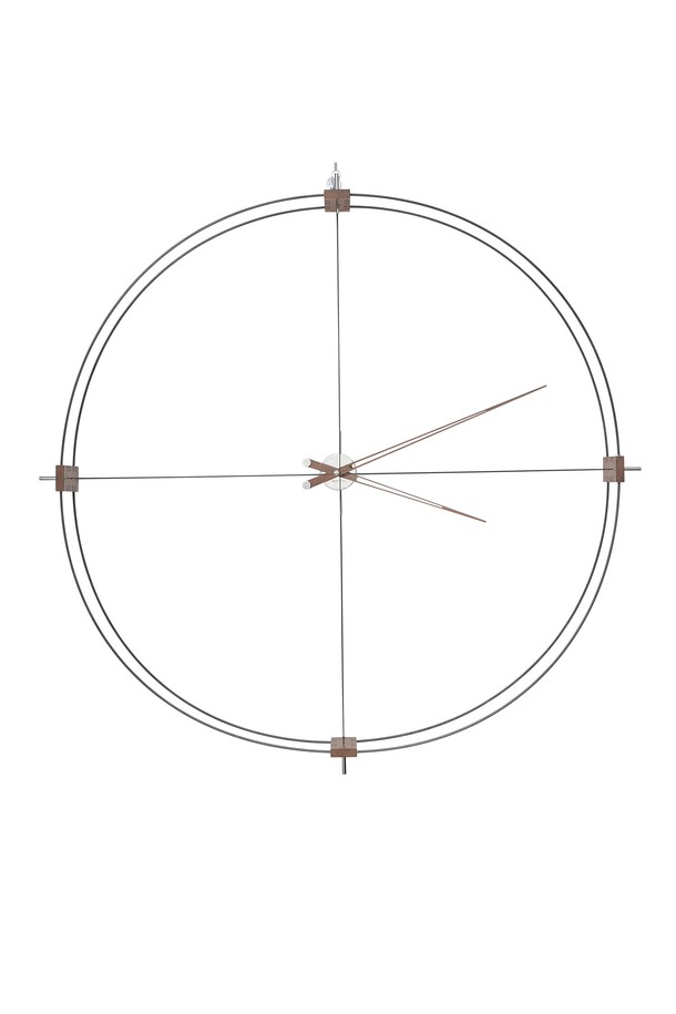 노몬 델모리 벽시계는 모던하고 유니크한 스타일의 벽시계입니다. 스페인 디자이너 JOSE MARIA REINA의 핸드메이드 제품으로, 무지 디자인이 특징입니다. 독일 UTS 쿼츠 무브먼트를 사용하여 정확한 시간을 제공하며, 오브제로서의 기능도 갖습니다. 벽에 걸어 공간에 특별함을 더해보세요.
