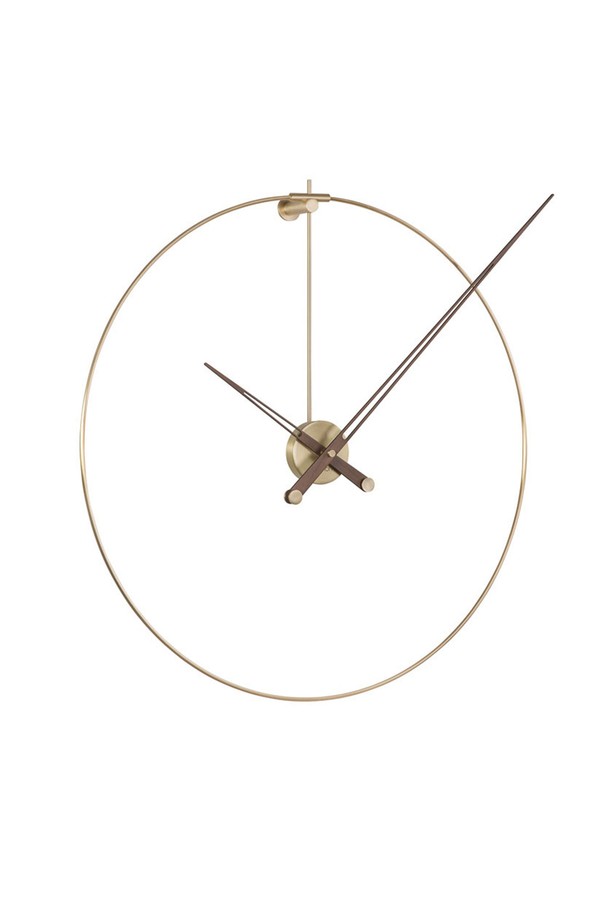 노몬 뉴 안다 골드 벽시계는 모던, 유니크, 아방가르드 스타일을 추구하는 공간에 잘 어울리는 제품입니다. Polished steel, 월넛 우드 소재와 골드, 블랙, 화이트, 월넛 컬러의 조화가 돋보입니다. 시계의 크기는 D70cm이며, 스페인에서 핸드메이드 방식으로 제작되었습니다. UTS German Quartz 무브먼트를 사용하여 정확한 시간을 제공하며, 3년 보증으로 품질을 보장합니다. DIY 제품으로, 개성 있는 인테리어를 완성할 수 있습니다.
