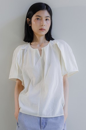 벌룬 하프 블라우스 [버터옐로우]