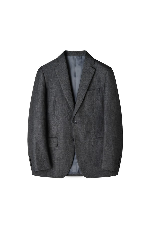 트래드클럽 캔터베리 클래식 레귤러 셋업 수트 (3컬러)는 남성을 위한 포멀하고 클래식한 스타일의 정장 수트입니다. 블랙, 네이비, 그레이 3가지 색상으로 제공되며, 봄, 가을, 겨울 계절에 착용하기 좋습니다. 폴리에스테르 소재로 제작되어 구김이 적고 관리가 용이하며, 부드러운 촉감을 선사합니다. 레귤러핏 싱글버튼 디자인으로, 오피스룩, 비즈니스 캐주얼, 출근룩 등 다양한 TPO에 활용 가능합니다.
