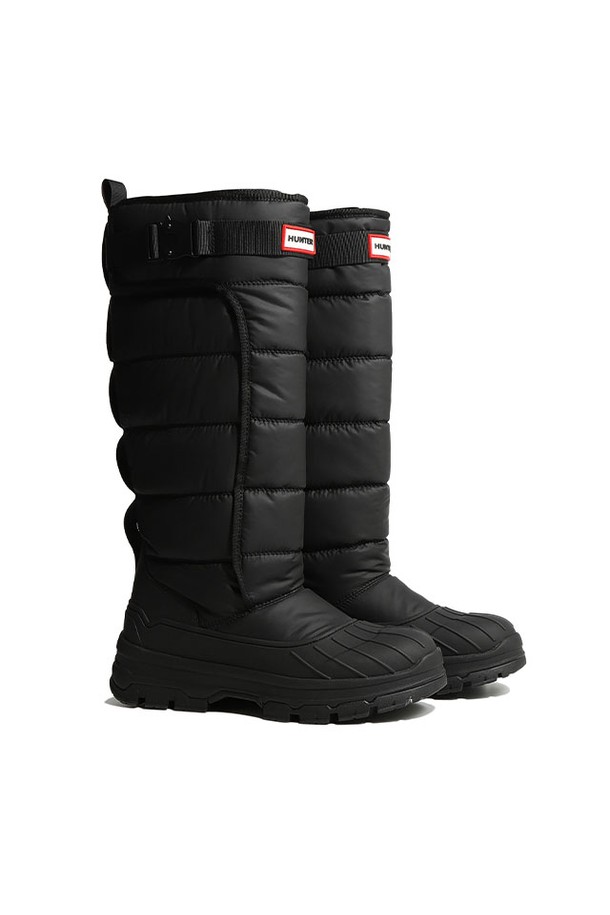 [UNISEX] 인트레피드 버클 톨 스노우부츠 - 블랙 WFT2000NYRBLK는 방수, 보온 기능과 경량성을 갖춘 유니섹스 스노우부츠입니다. 겨울철 스노우스포츠와 일상생활 모두에 적합하며, 여행룩, 휴가룩, 캠핑룩 등 다양한 TPO에 활용할 수 있습니다. 블랙 컬러의 라운드 앞코 디자인에 버클 여밈 디테일이 돋보이며, 톨 탑라인으로 보온성을 높였습니다. 나일론과 합성가죽 소재, 패딩 안감으로 제작되어 편안한 착용감을 선사하며, 캐주얼, 미니멀, 고프코어 스타일을 연출하기 좋습니다.
