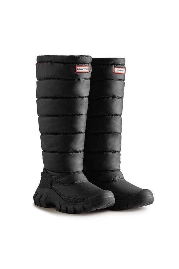 [WOMEN] 오리지날 인트레피드 톨 스노우부츠 - 블랙 WFT2108WWUBLK는 여성용 스노우부츠입니다. 눈, 비가 오는 날씨에도 끄떡없는 방수 기능을 갖췄으며, 가볍고 따뜻한 패딩 안감으로 보온성을 높였습니다. 라운드 앞코에 무지 디자인으로 어떤 스타일에도 잘 어울리며, 여행, 휴가, 캠핑 등 다양한 TPO에 활용 가능합니다. 캐주얼, 미니멀, 고프코어 스타일을 즐겨 입는 분들께 추천하는 톨 부츠입니다. 나일론과 합성가죽 소재로 제작되었습니다.
