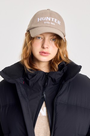 [UNISEX] 울 터치 자수 1856 캡 - 스무스페블 HBW0002CHZSMP