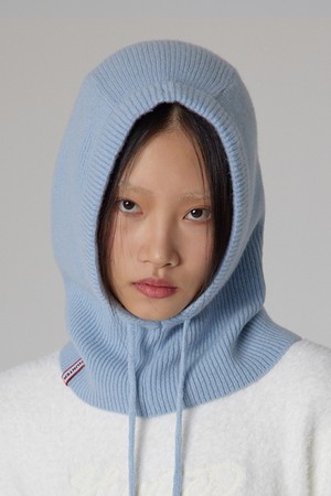 [WOMEN] 에센셜 니트 바라클라바 - 블루 HDW0001CHZBLU