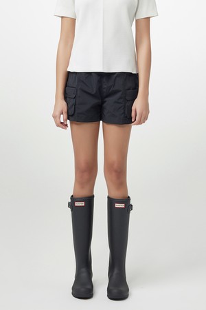 [WOMEN] 플레이 트래블 쇼츠 - 블랙 HEW0003APZBLK