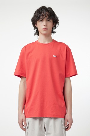 [MEN] 플레이 시그니처 로고 티셔츠 - 레드 HEM0002ATZRED