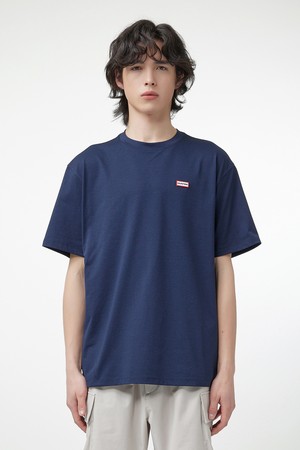 [MEN] 플레이 시그니처 로고 티셔츠 - 다크네이비 HEM0002ATZDNV