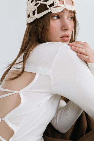 BACKLESS STRAP T-SHIRT / IVORY