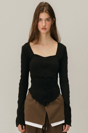 SIGNATURE HEART NECK T-SHIRT / BLACK