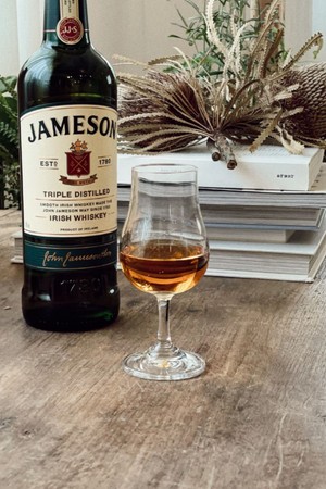 위스키 테이스팅 글라스 WHISKEY TASTING GLASS 130ml
