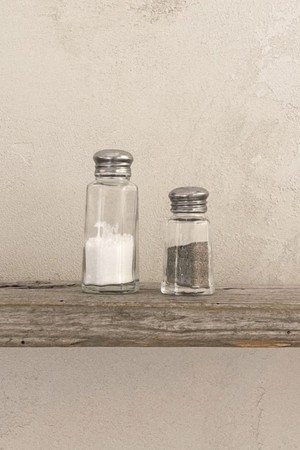 클래식 솔트 후추통 CLASSIC SALT AND PEPPER SHAKERS S